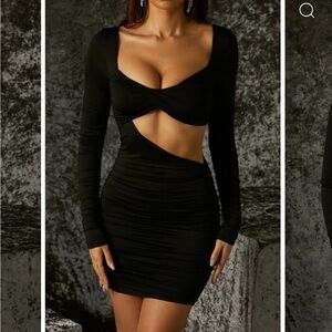 SWEET NOTHINGS
Long Sleeve Mini Dress in Black- OH POLLY